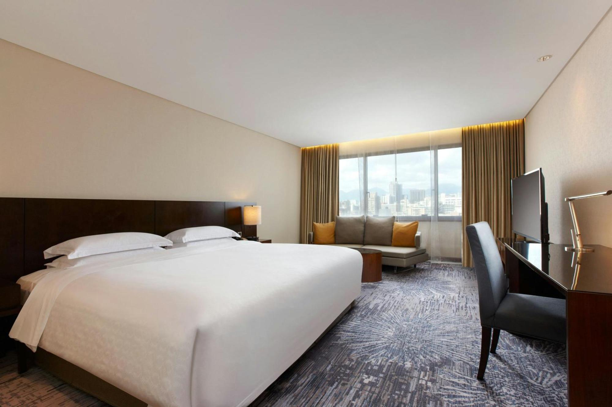 Premier King Room,1717061481:JPEG